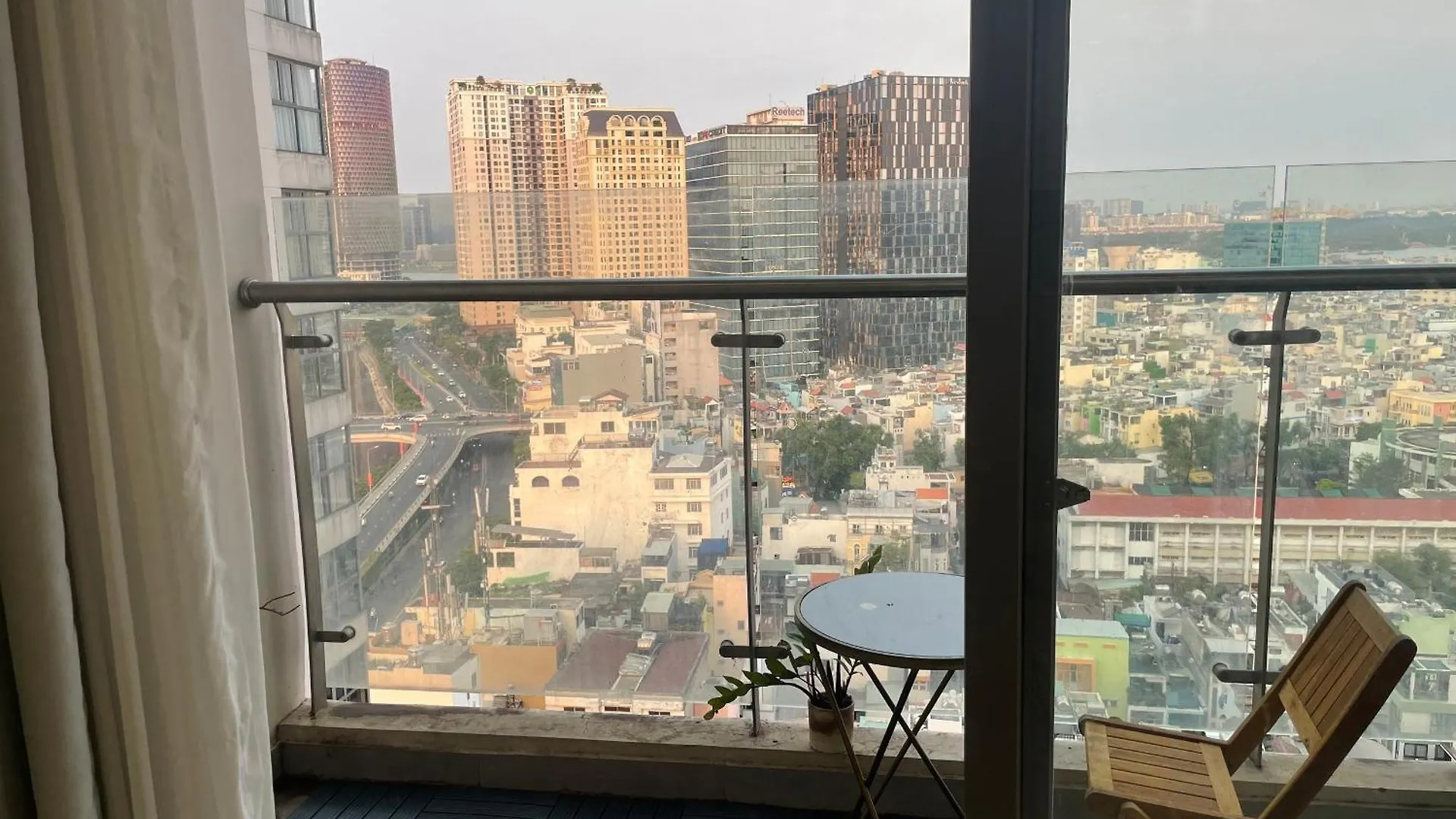 Luxurious 2-Bedroom Apartment District 4 Ho Chi Minh City