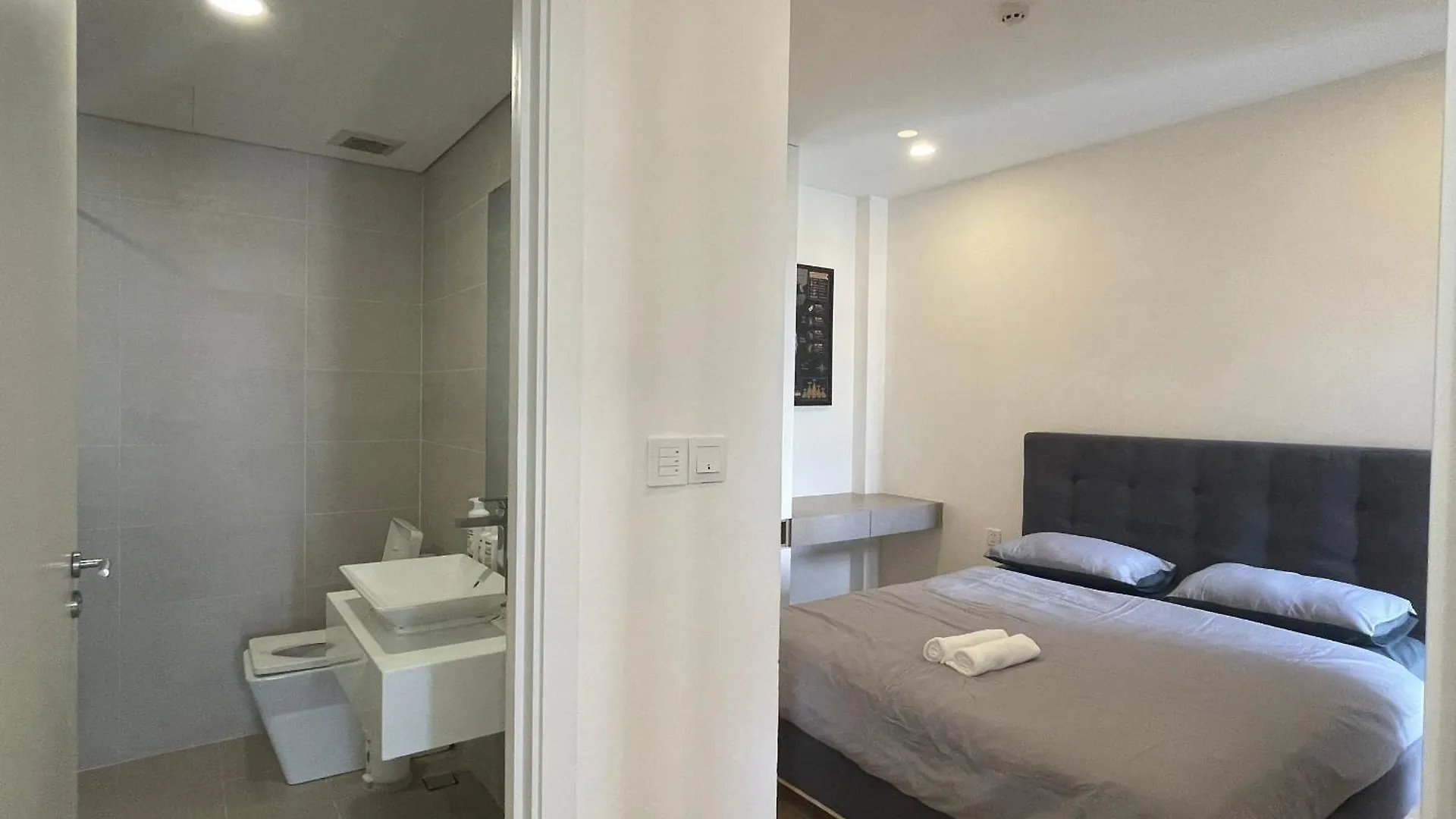 Luxurious 2-Bedroom Apartment District 4 Ho Chi Minh City
